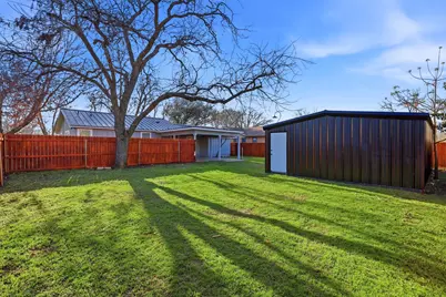 502 Madison Street, Cleburne, TX 76033 - Photo 25