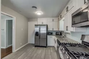 10205 Newcombe Dr, Dallas, TX 75228 - Photo 11