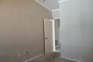 9600 Royal Ln, Dallas, TX 75243 - Photo 11