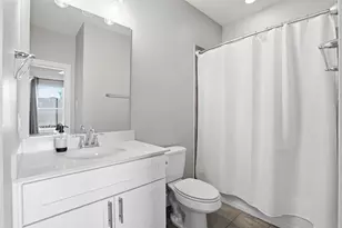 2804 Addison Park Ln, Fort Worth, TX 76110 - Photo 19