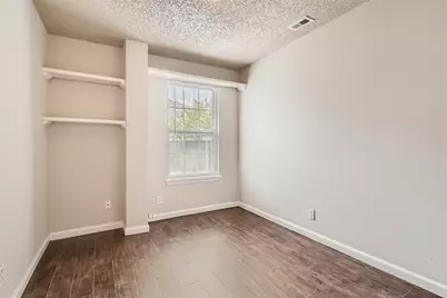 806 Prairie Creek Drive, Princeton, TX 75407 - Photo 11