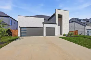 924 Newcastle Dr, Allen, TX 75013 - Photo 1