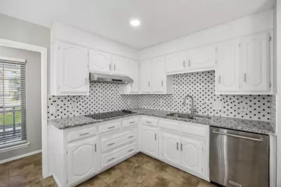 904 Bert Drive, Arlington, TX 76012 - Photo 7