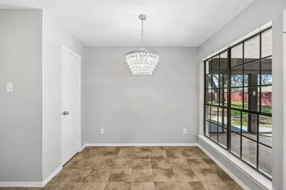 904 Bert Drive, Arlington, TX 76012 - Photo 11