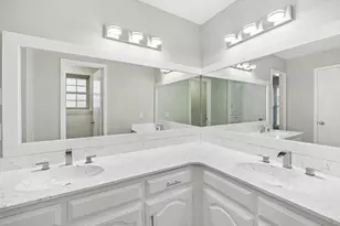 904 Bert Dr, Arlington, TX 76012 - Photo 21