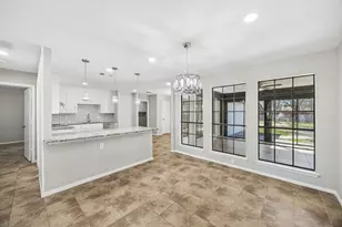 904 Bert Dr, Arlington, TX 76012 - Photo 5