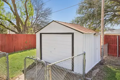 904 Bert Drive, Arlington, TX 76012 - Photo 27