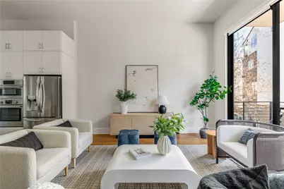 381 E Greenbriar Lane #401, Dallas, TX 75203 - Photo 11