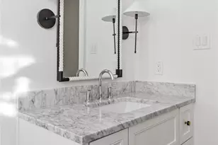 9826 Mixon Dr, Dallas, TX 75220 - Photo 31