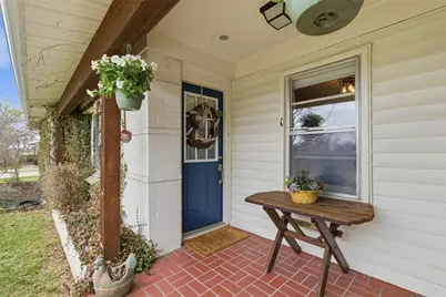 1218 Warden Street, Benbrook, TX 76126 - Photo 5