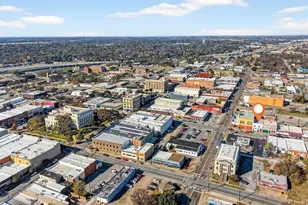 205 E Houston St, Sherman, TX 75090 - Photo 25