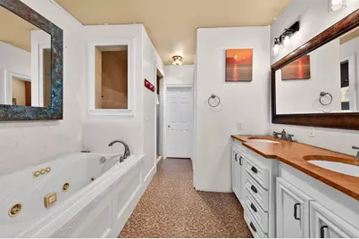 205 E Houston Street, Sherman, TX 75090 - Photo 19