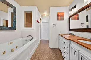 205 E Houston St, Sherman, TX 75090 - Photo 19