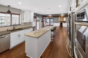 234 Edgewood Dr, Highland Village, TX 75077 - Photo 3