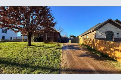 1511 Doyle Avenue, Dallas, TX 75203 - Photo 11