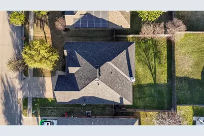 565 Griffith Drive, Saginaw, TX 76179 - Photo 3