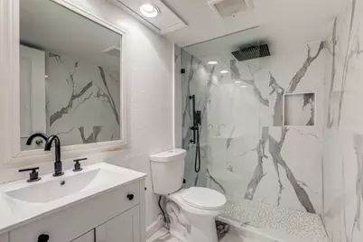 5325 Fleetwood Oaks Avenue #253, Dallas, TX 75235 - Photo 9