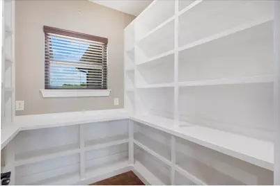 516 Spring Town Road, Van Alstyne, TX 75495 - Photo 17