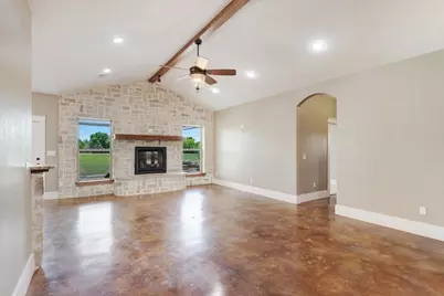 516 Spring Town Road, Van Alstyne, TX 75495 - Photo 7