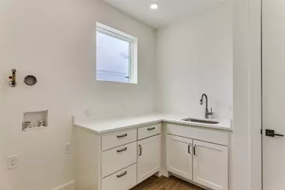 349 College Avenue, Fort Worth, TX 76104 - Photo 23