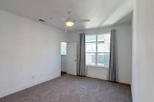 13325 Bee St, Farmers Branch, TX 75234 - Photo 9