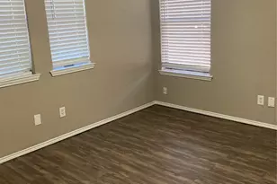 10613 Flamewood Dr, Fort Worth, TX 76140 - Photo 13