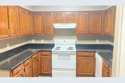 10613 Flamewood Drive, Fort Worth, TX 76140 - Photo 17