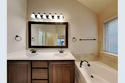 1517 Yellowthroat Drive, Little Elm, TX 75068 - Photo 9