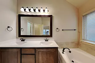 1517 Yellowthroat Dr, Little Elm, TX 75068 - Photo 9