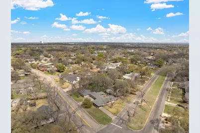 4109 Sanger Avenue, Waco, TX 76710 - Photo 33