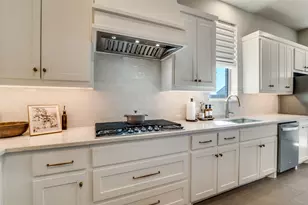 8509 Pine Valley Dr, McKinney, TX 75070 - Photo 11