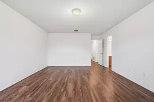 327 Deer Run Dr, Sanger, TX 76266 - Photo 15