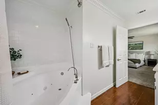 1015 Rocky Canyon Rd, Arlington, TX 76012 - Photo 33