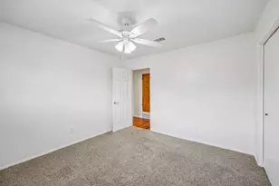 1015 Rocky Canyon Rd, Arlington, TX 76012 - Photo 27