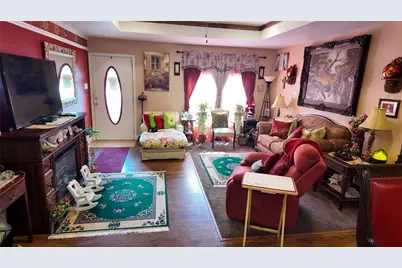 4521 Kelton Drive, Dallas, TX 75209 - Photo 9