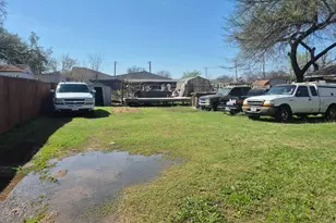 4131 Babcock Dr, Dallas, TX 75212 - Photo 7