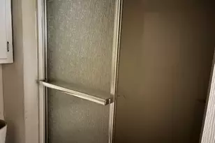 624 W Gandy St, Denison, TX 75020 - Photo 19