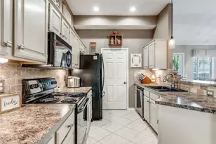 10800 Huntington Rd, Frisco, TX 75035 - Photo 11