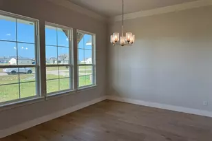 12213 Crystal Dr, Krum, TX 76249 - Photo 7