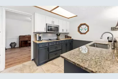 2716 Landershire Lane, Plano, TX 75023 - Photo 13