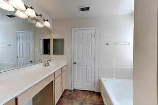 3251 Torio, Grand Prairie, TX 75054 - Photo 9