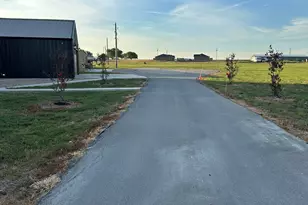 511 John Davis Rd, Italy, TX 76651 - Photo 25