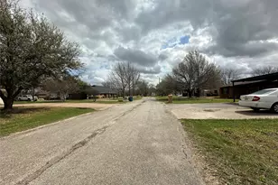 108 Beard Dr, Itasca, TX 76055 - Photo 3