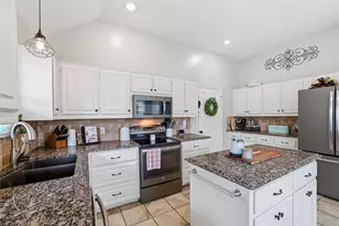 111 Driftwood Ln, Waxahachie, TX 75165 - Photo 15