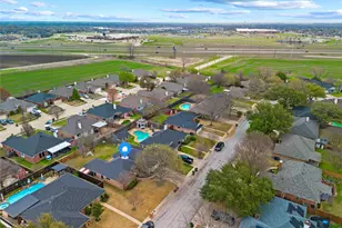 111 Driftwood Ln, Waxahachie, TX 75165 - Photo 35