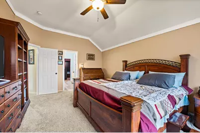 4008 Falcon Ridge Drive, Haltom City, TX 76137 - Photo 19