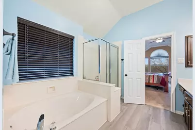 4008 Falcon Ridge Drive, Haltom City, TX 76137 - Photo 21