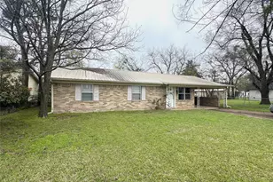 302 Sayle St, Cumby, TX 75433 - Photo 23