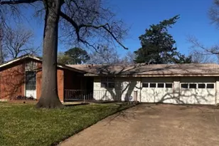 3411 Bryn Mawr Dr, Irving, TX 75062 - Photo 1