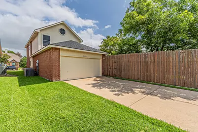 1018 Sumner Drive, Mesquite, TX 75149 - Photo 3